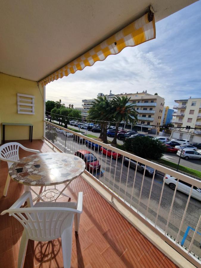 Beach Apartment Regueral Cambrils Buitenkant foto